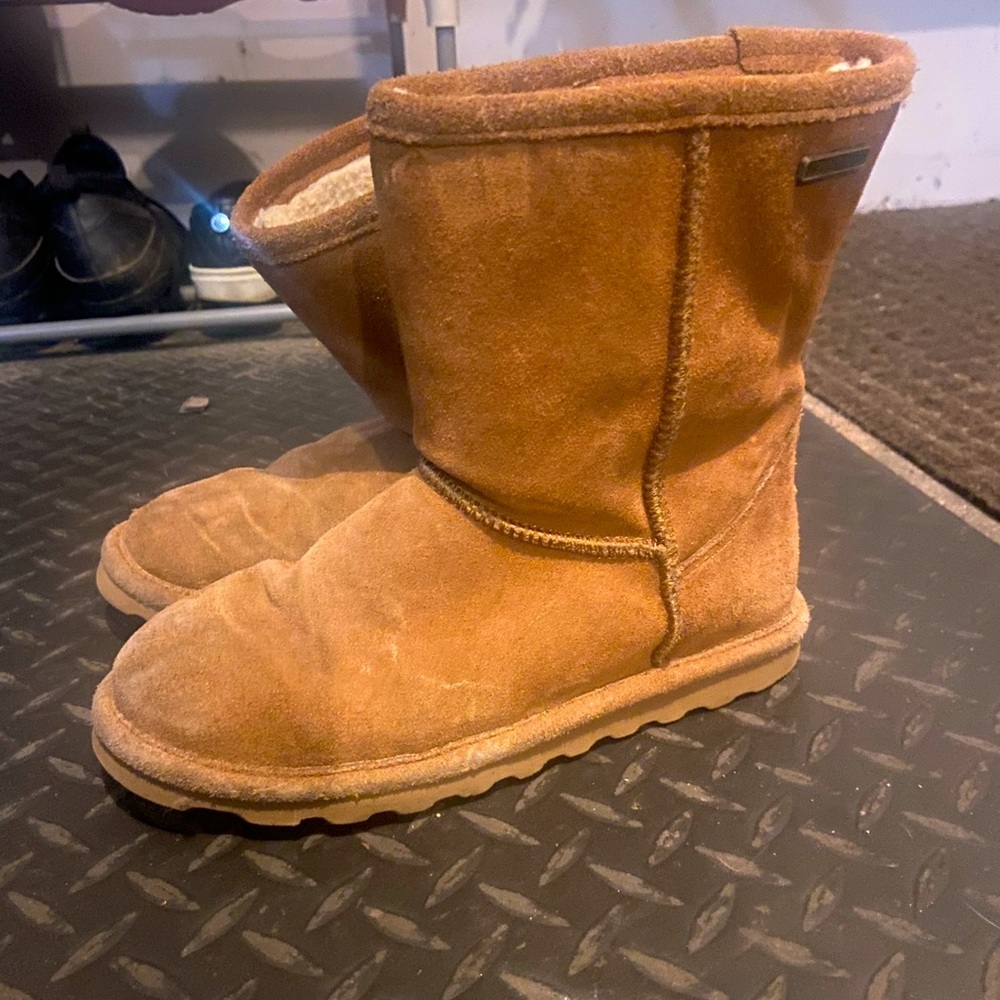 BearPaw warm girls brown boots